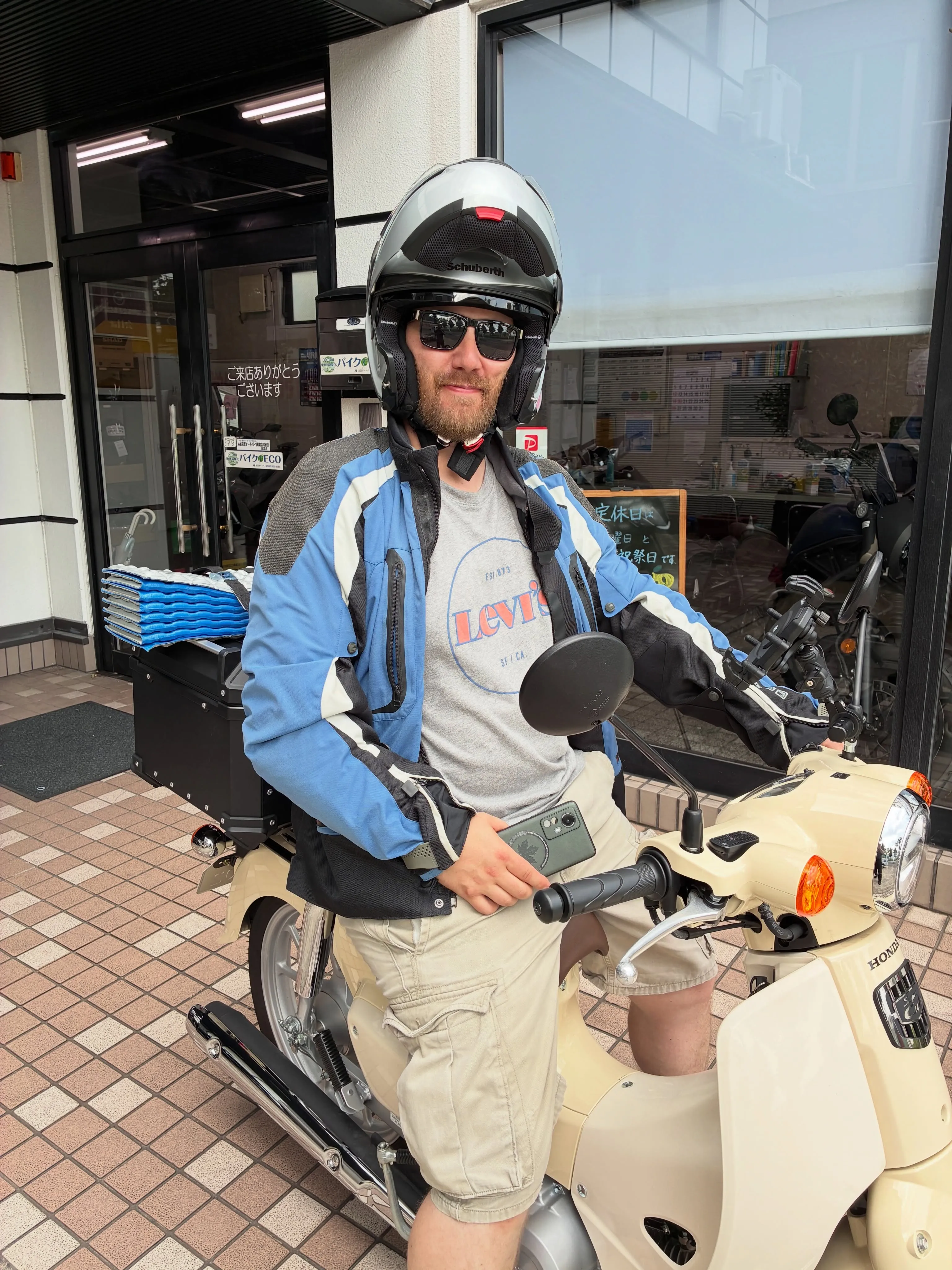🏍️フィンランド🇫🇮からのゲストを歓迎!彼は1ヶ月の日本旅行...